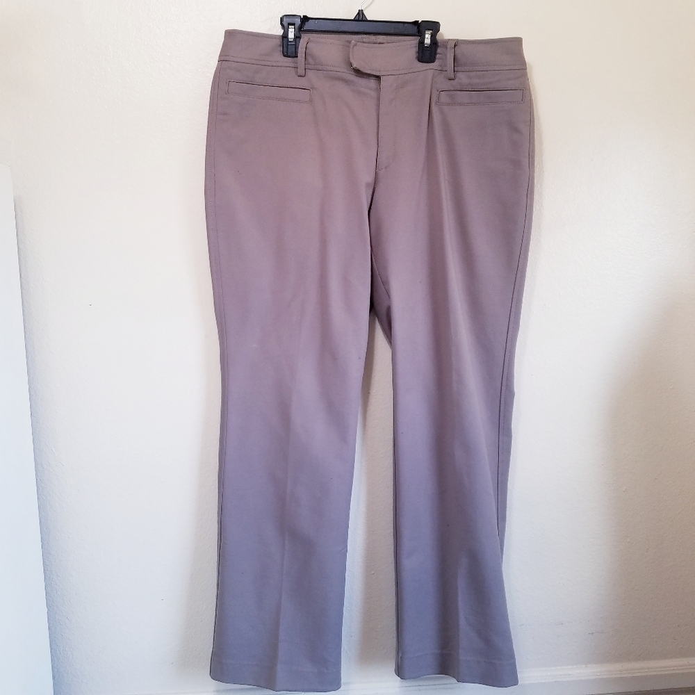 Eddie Bauer Blakely, Khaki Pants Fit 16…‎ - Picture 4 of 7